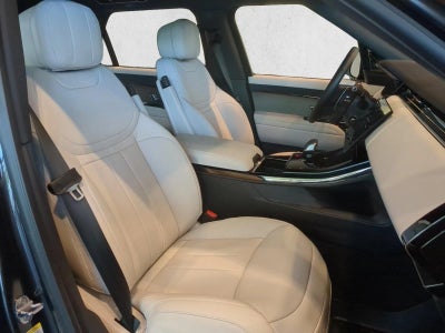 2026 Land Rover Range Rover Sport P360 SE