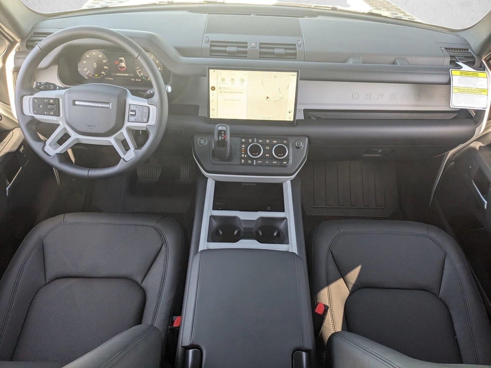 2025 Land Rover Defender 110 P400 X-Dynamic SE