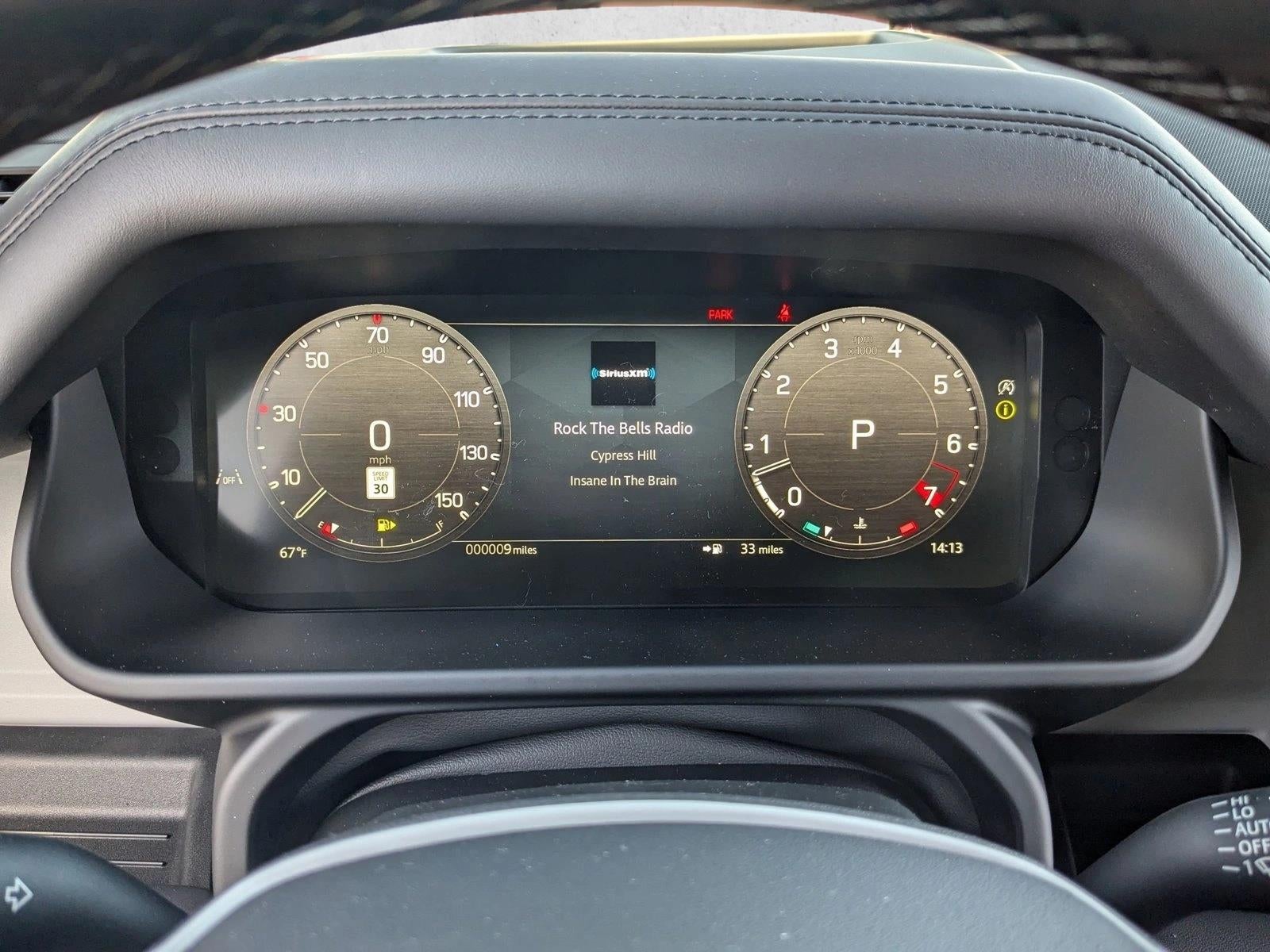 2025 Land Rover Defender 110 P400 X-Dynamic SE