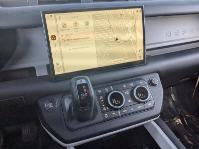 2025 Land Rover Defender 110 P400 X-Dynamic SE