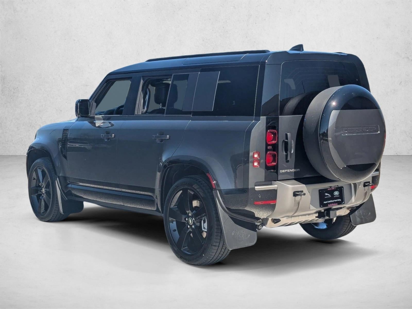 2025 Land Rover Defender 110 P400 X-Dynamic SE