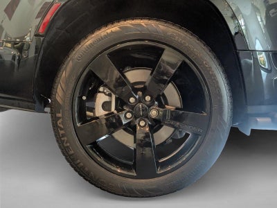 2026 Land Rover Defender 130 P400 X-Dynamic SE