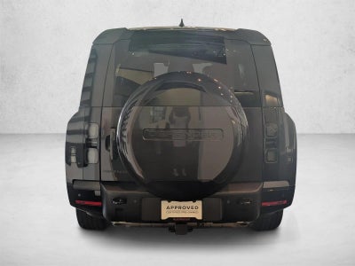 2026 Land Rover Defender 130 P400 X-Dynamic SE