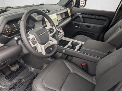 2025 Land Rover Defender 130 P400 S