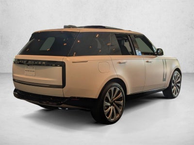 2026 Land Rover Range Rover P530 SE SWB