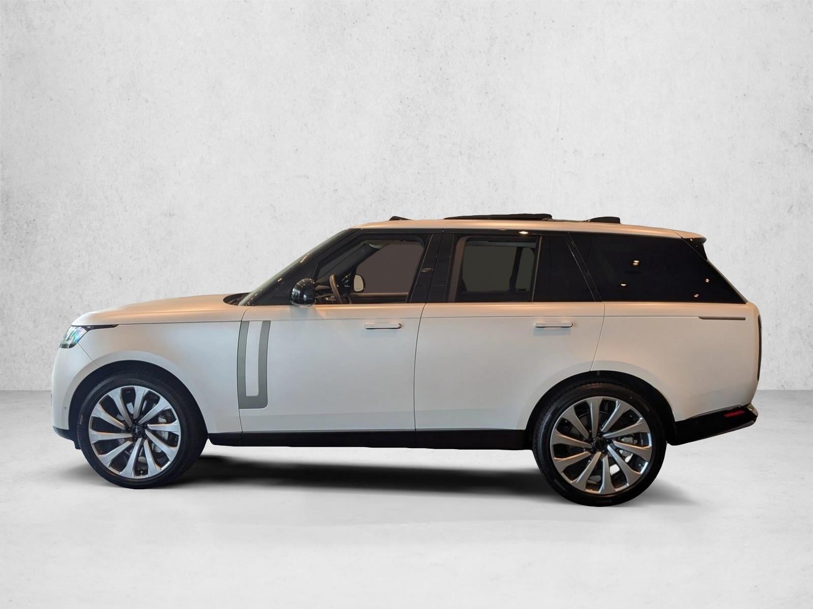 2026 Land Rover Range Rover P530 SE SWB