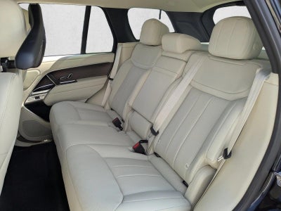 2026 Land Rover Range Rover P400 SE SWB