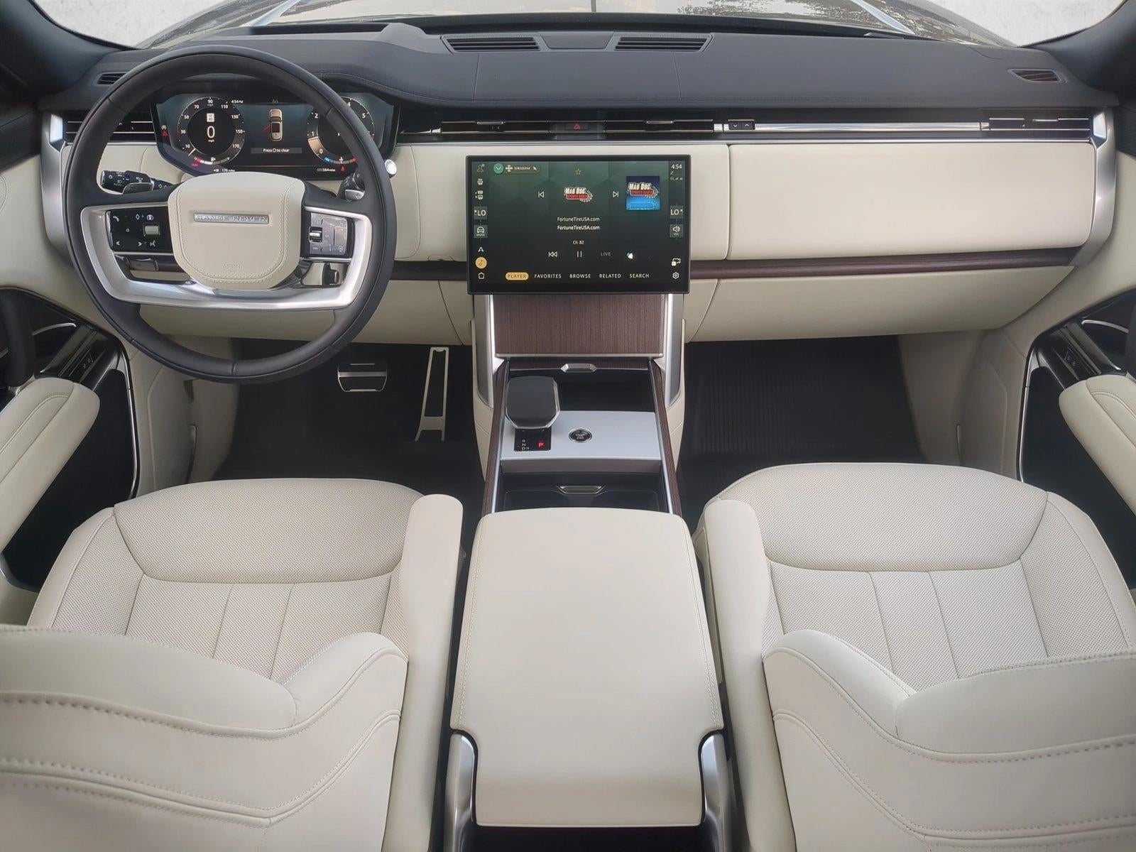 2026 Land Rover Range Rover P400 SE SWB