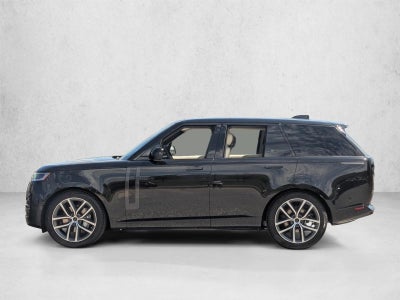 2026 Land Rover Range Rover P400 SE SWB