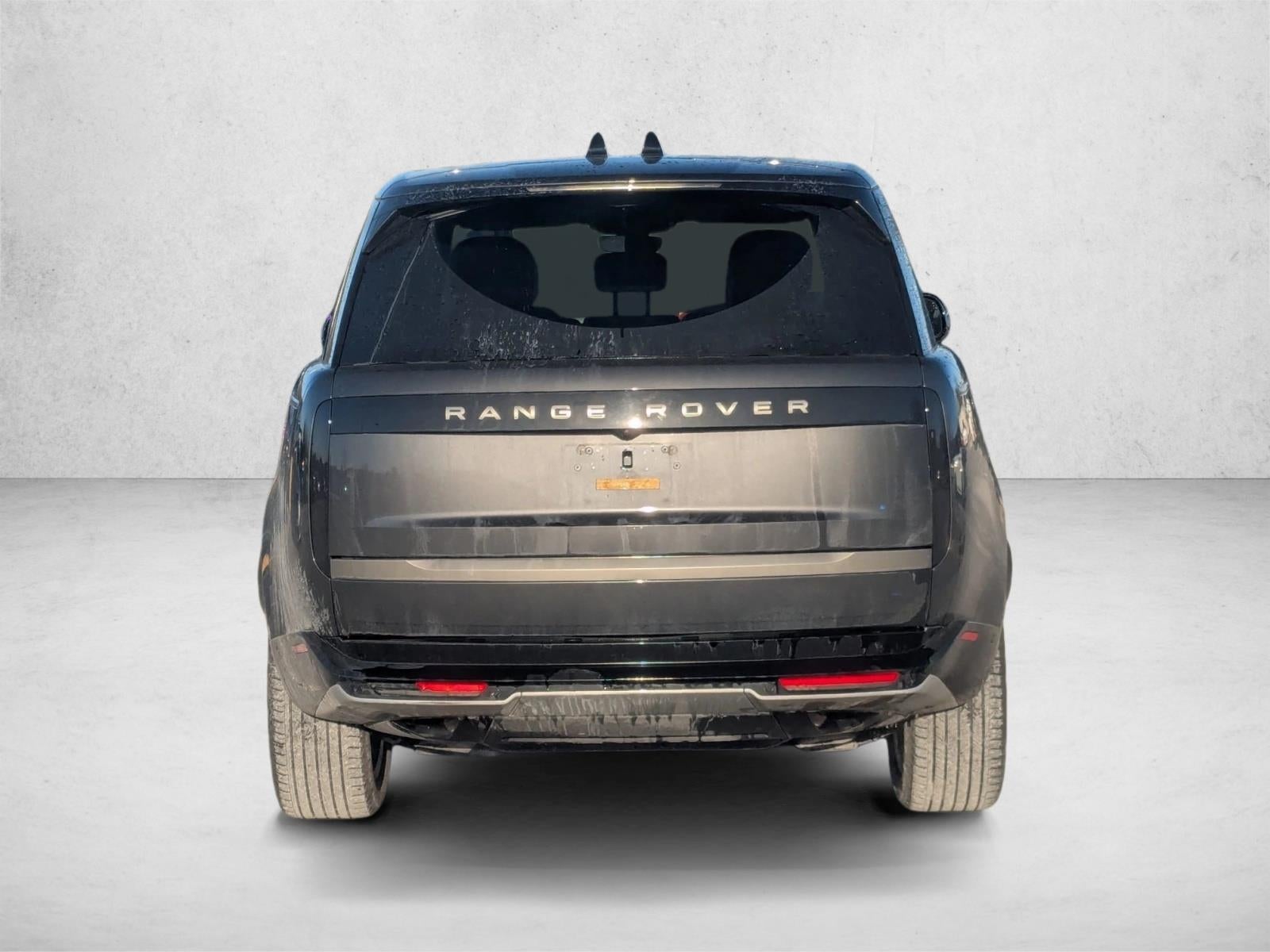 2024 Land Rover Range Rover P400 SE LWB 7 Seat