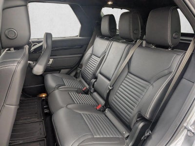 2025 Land Rover Discovery P300 S