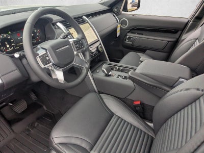 2025 Land Rover Discovery P300 S