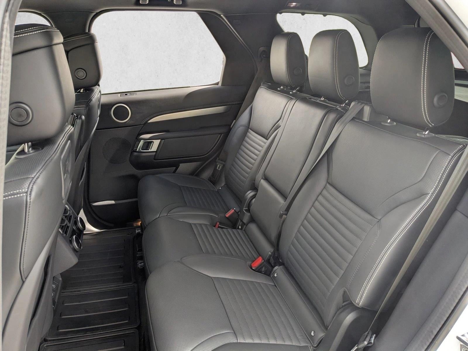2025 Land Rover Discovery P360 Dynamic SE