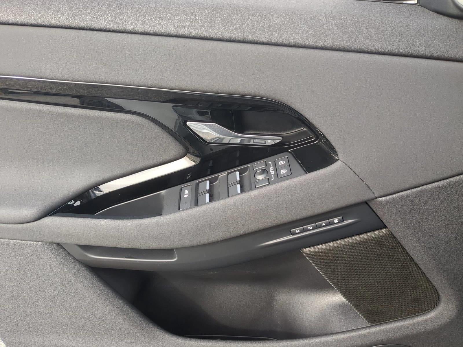 2026 Land Rover Range Rover Evoque Dynamic SE AWD *Ltd Avail*