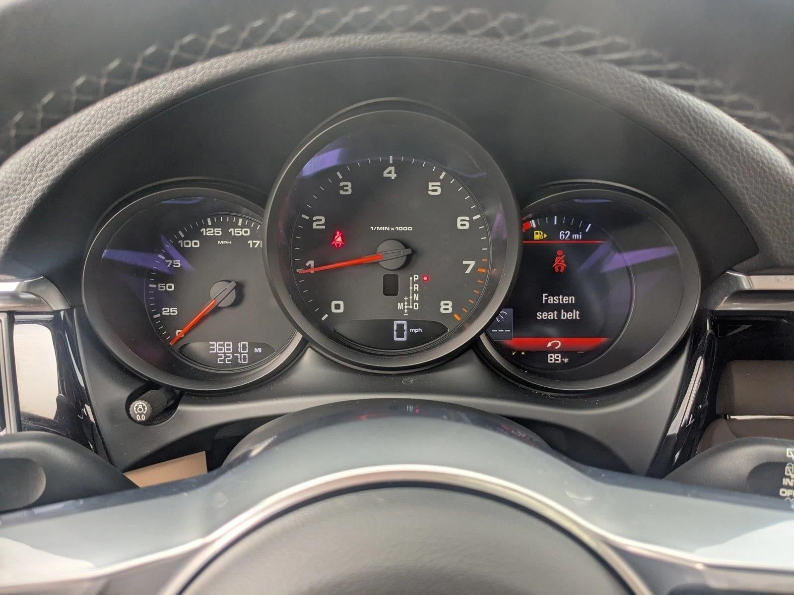 2021 Porsche Macan AWD