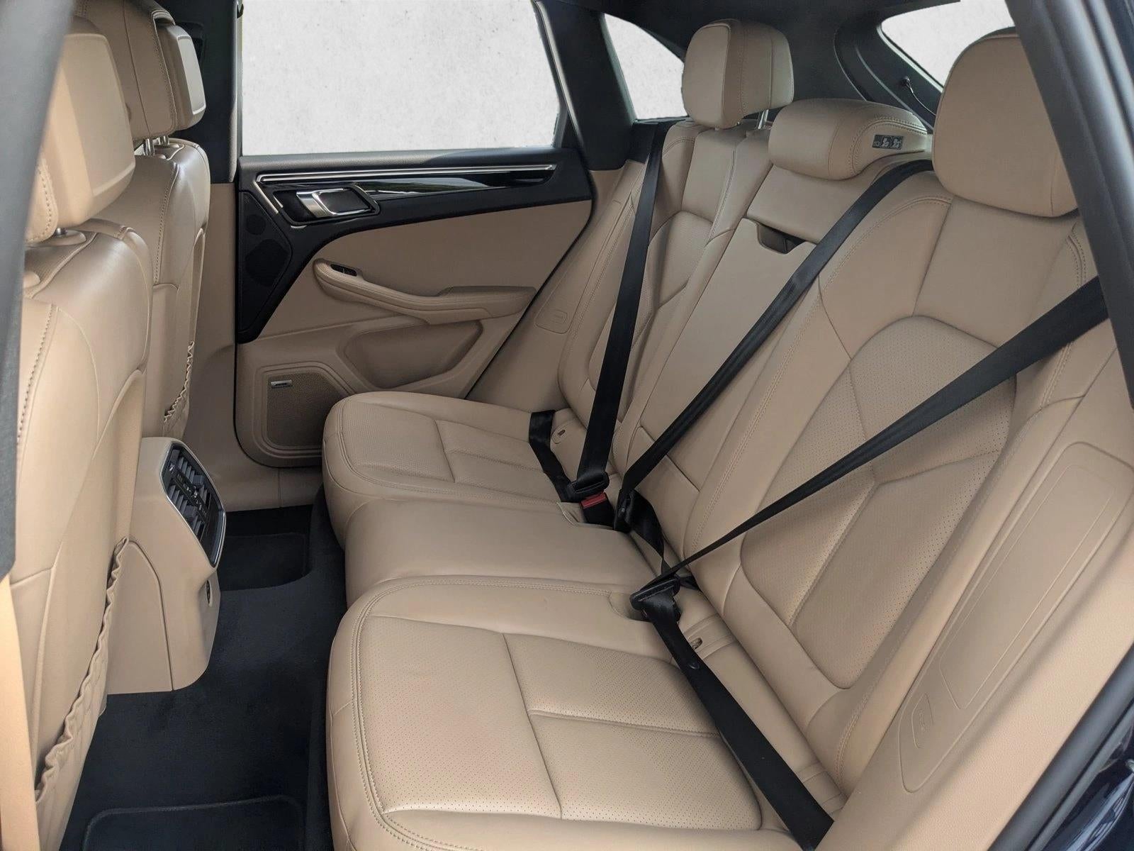 2021 Porsche Macan AWD