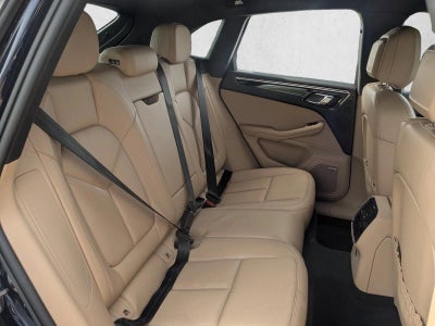 2021 Porsche Macan AWD