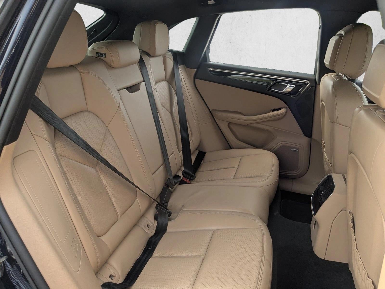 2021 Porsche Macan AWD