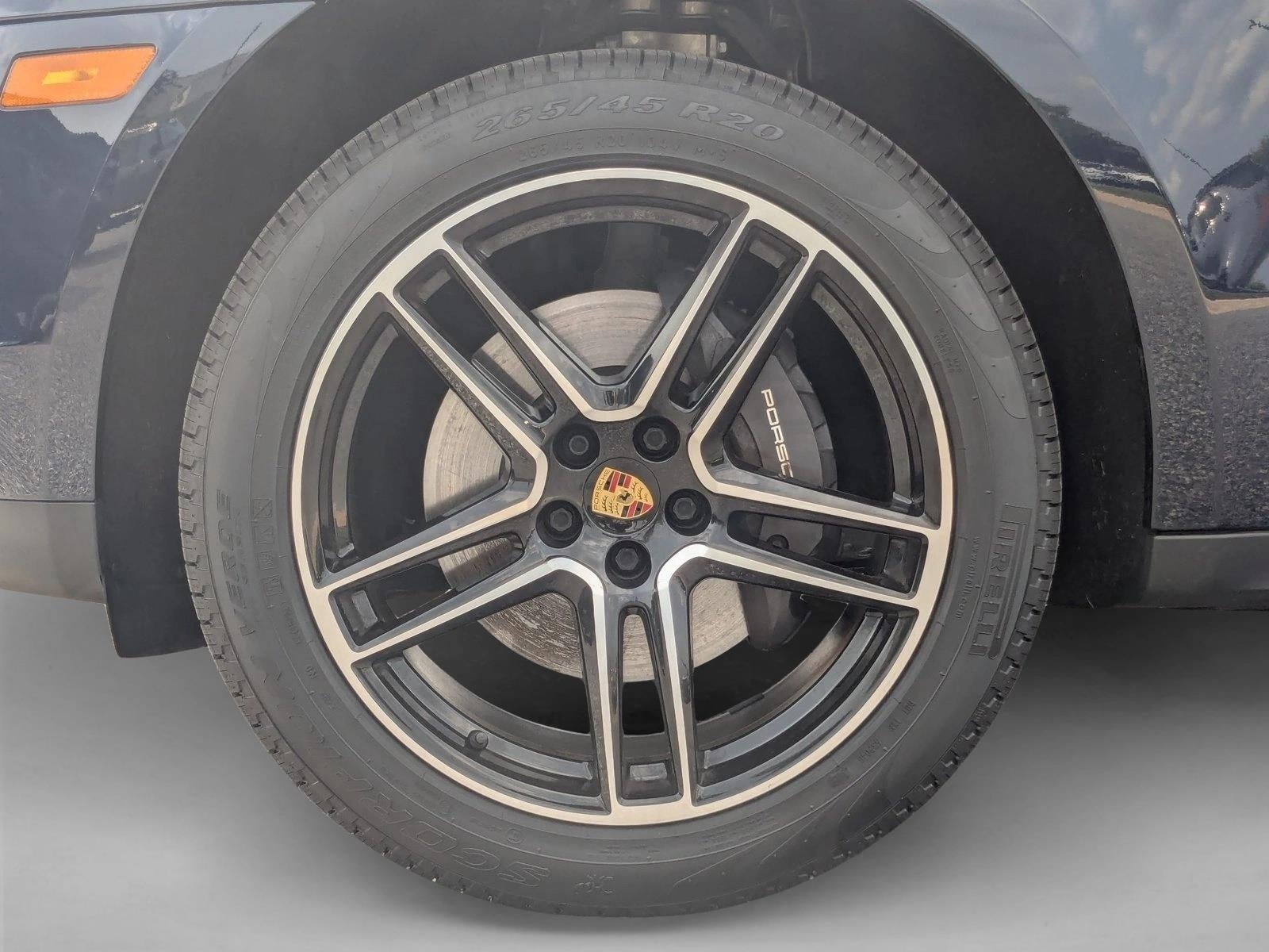 2021 Porsche Macan AWD
