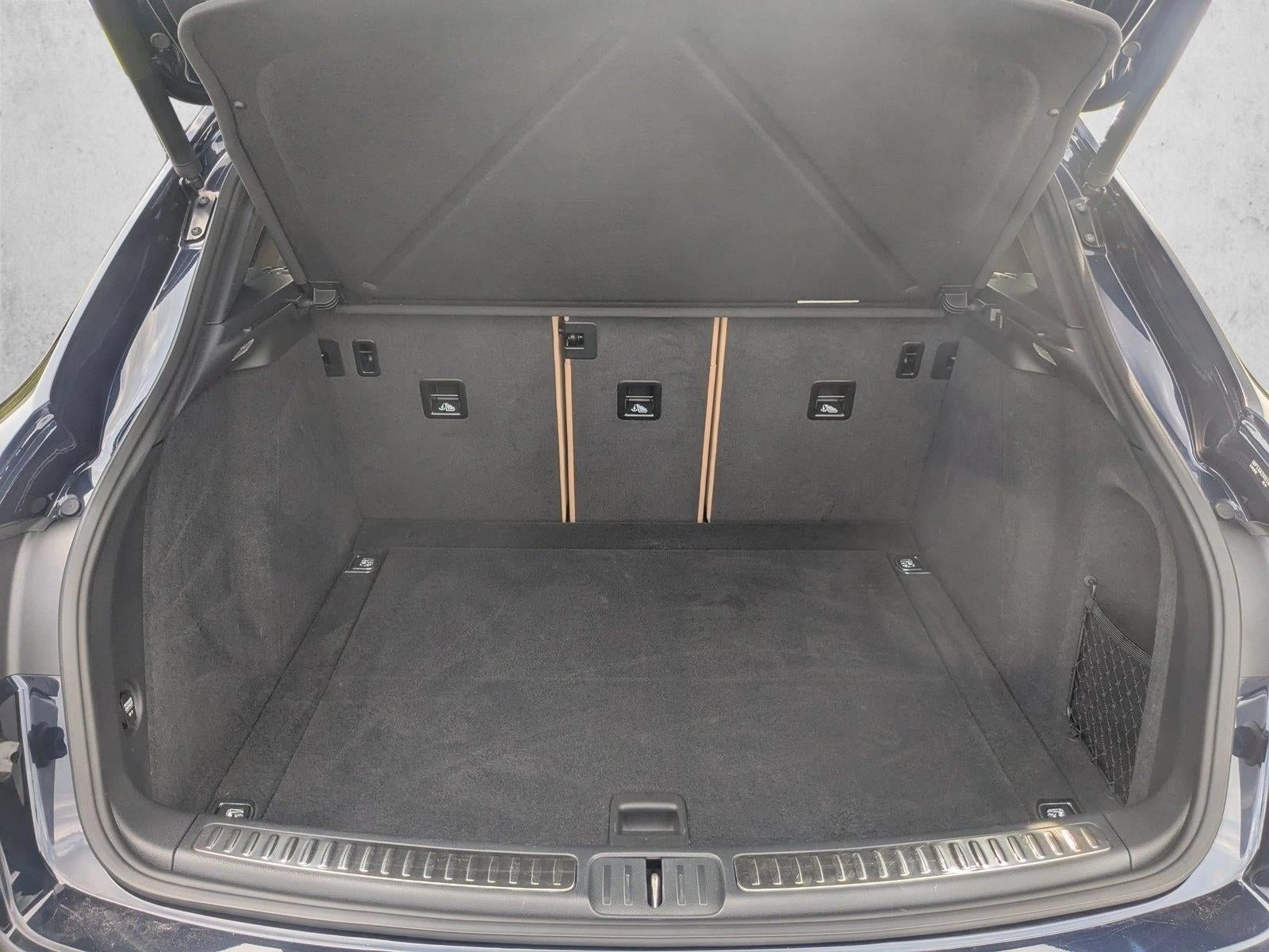 2021 Porsche Macan AWD