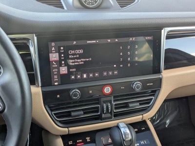 2024 Porsche Macan AWD