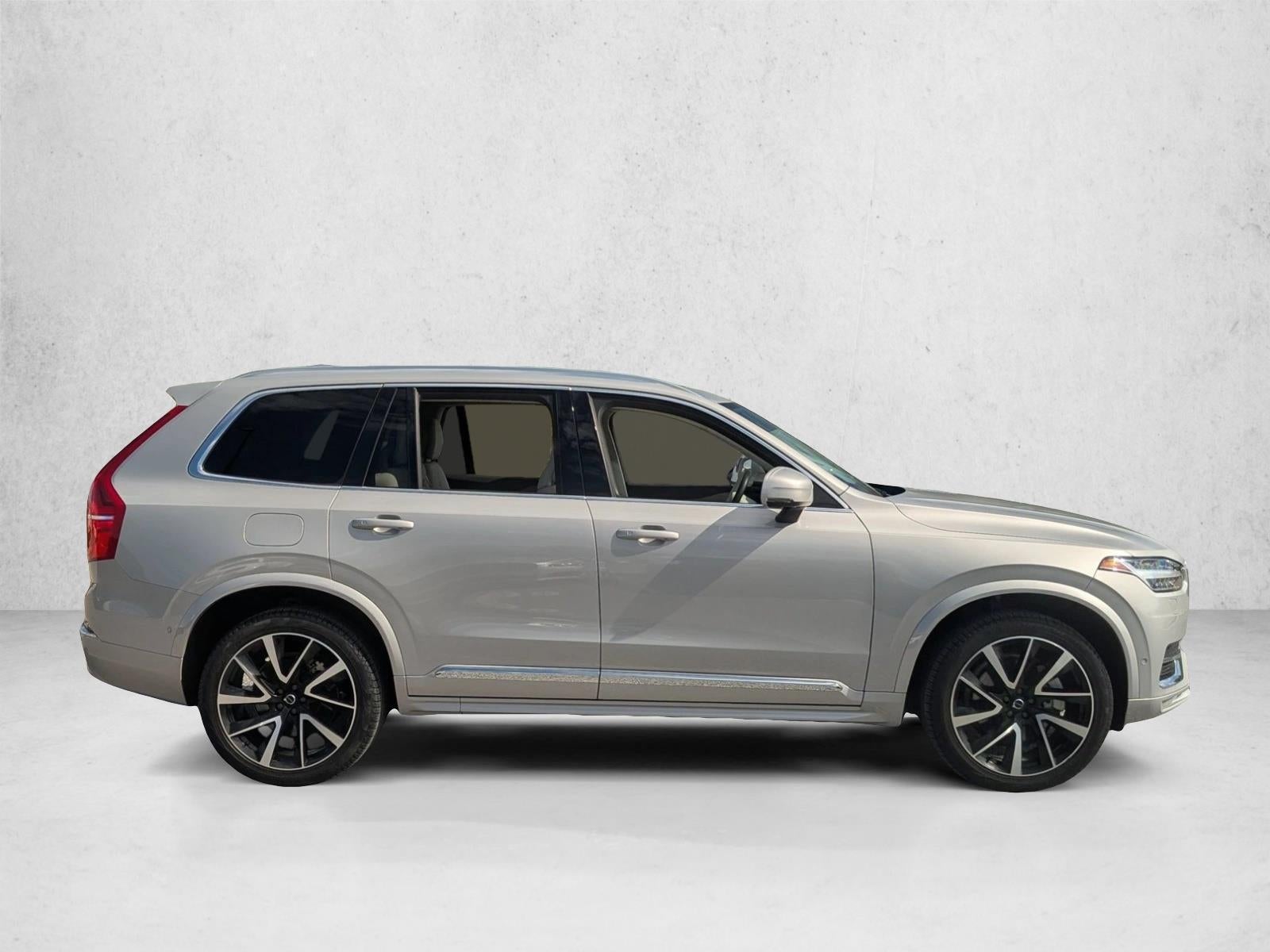 2023 Volvo XC90 B5 AWD Plus 7P