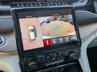 2022 Jeep Grand Cherokee Summit 4x4