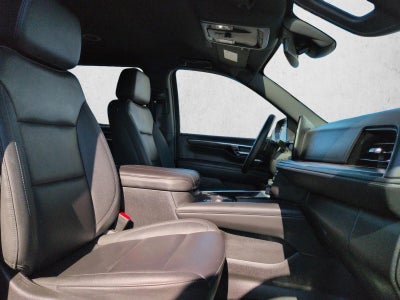 2025 Chevrolet Suburban 4WD Z71