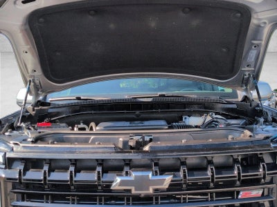2025 Chevrolet Suburban 4WD Z71