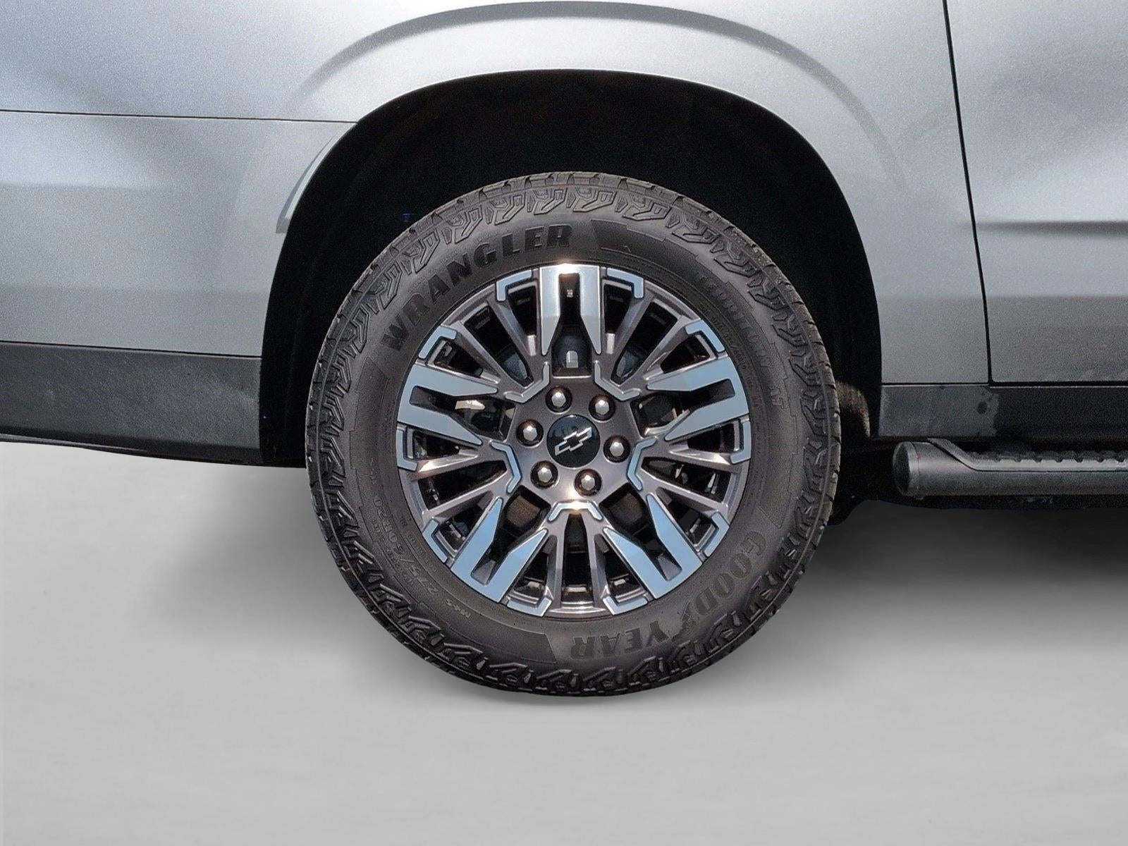 2025 Chevrolet Suburban 4WD Z71