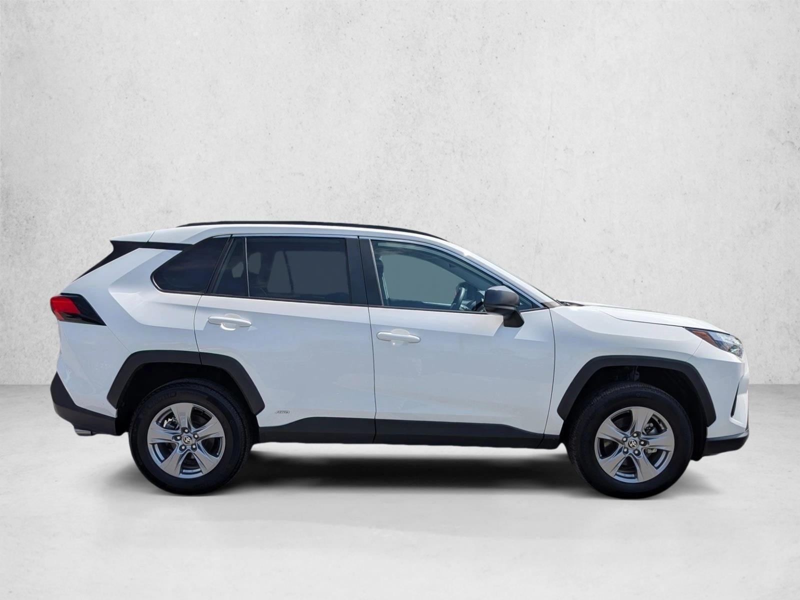2025 Toyota RAV4 Hybrid LE AWD (Natl)
