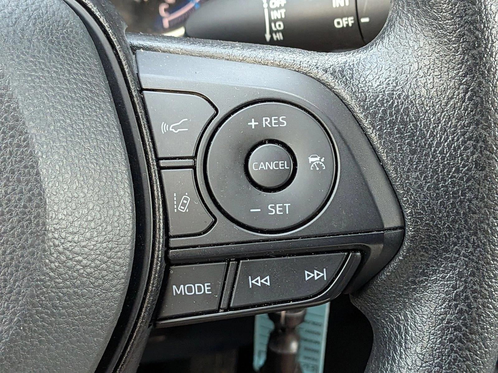 2025 Toyota RAV4 Hybrid LE AWD (Natl)