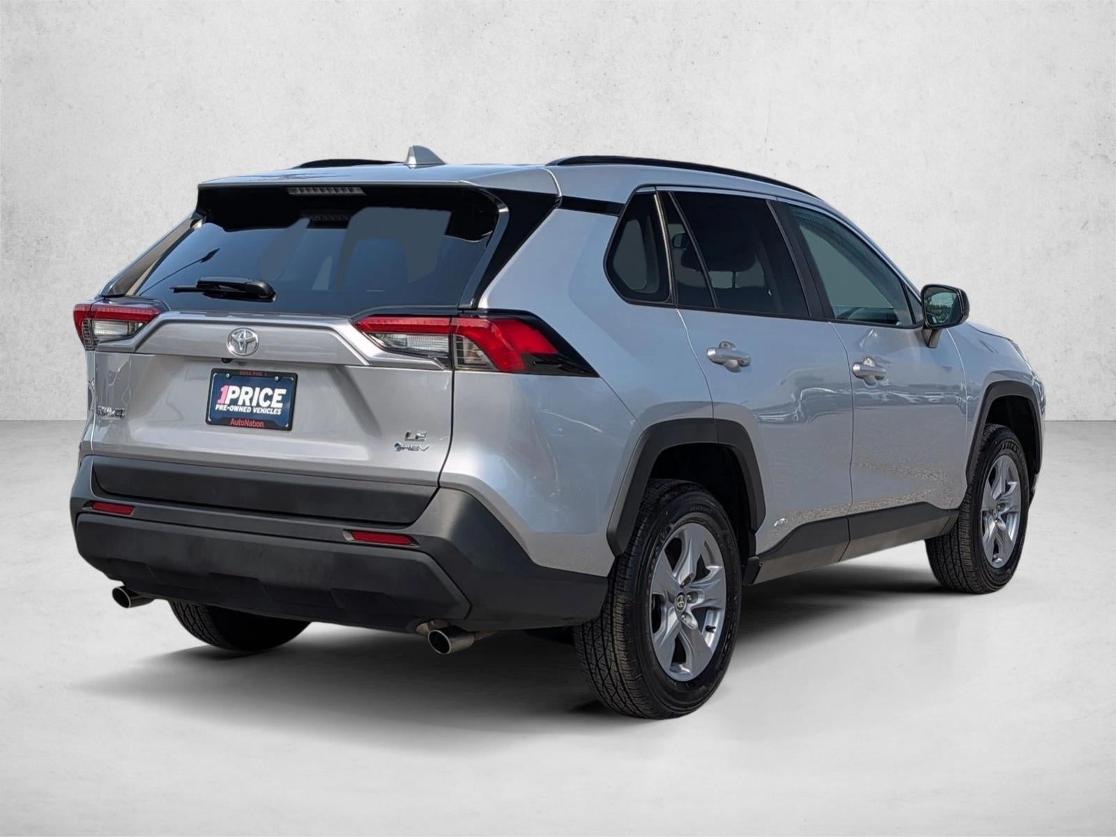 2025 Toyota RAV4 Hybrid LE AWD (Natl)