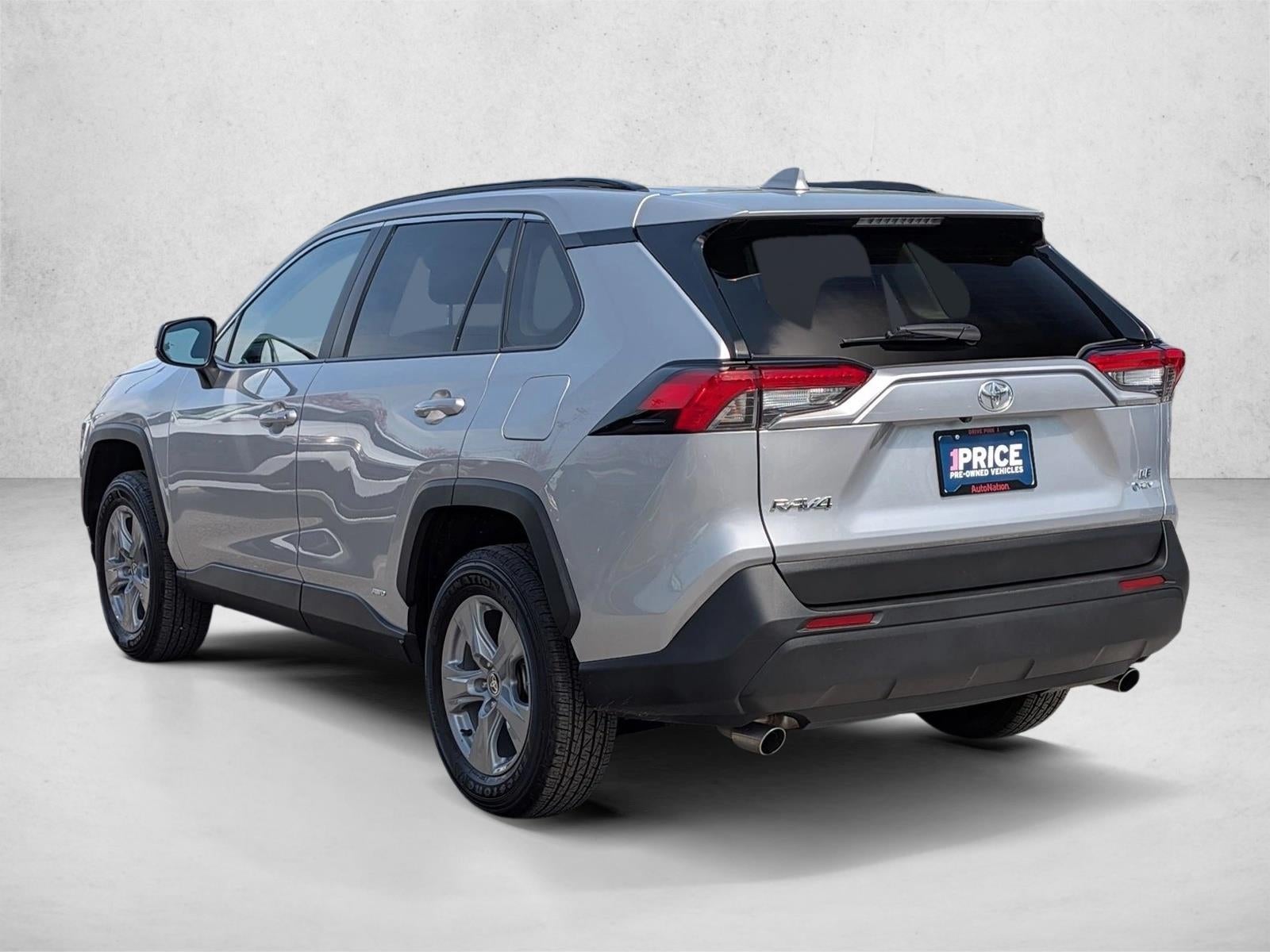 2025 Toyota RAV4 Hybrid LE AWD (Natl)