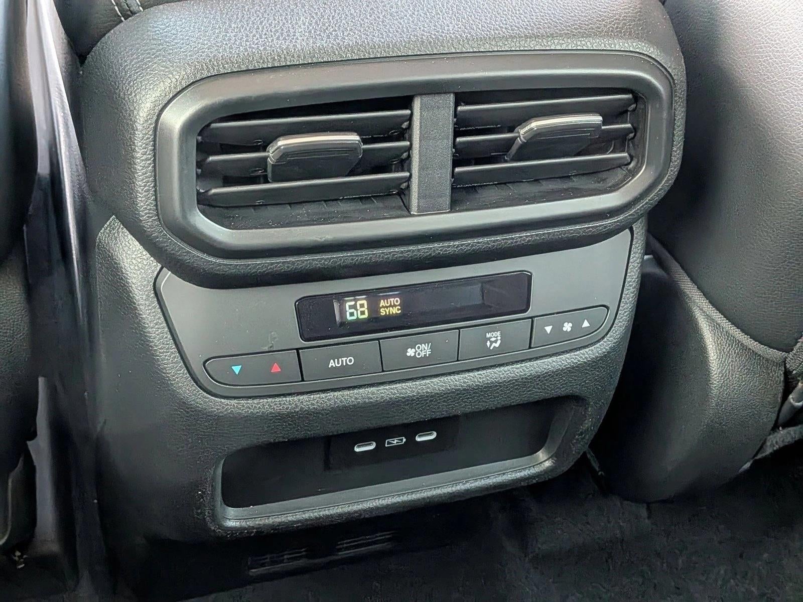 2025 Honda Pilot Touring AWD