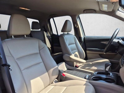 2017 Honda Ridgeline RTL-T 4x4 Crew Cab 5.3' Bed