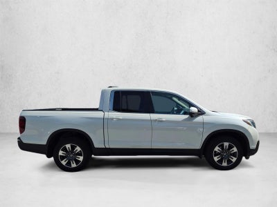 2017 Honda Ridgeline RTL-T 4x4 Crew Cab 5.3' Bed