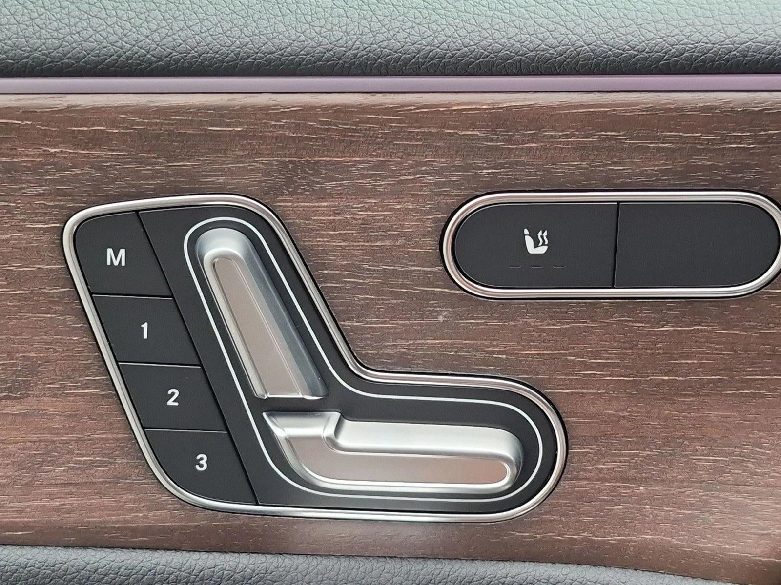 2022 Mercedes-Benz A-Class A 220 4MATIC® Sedan