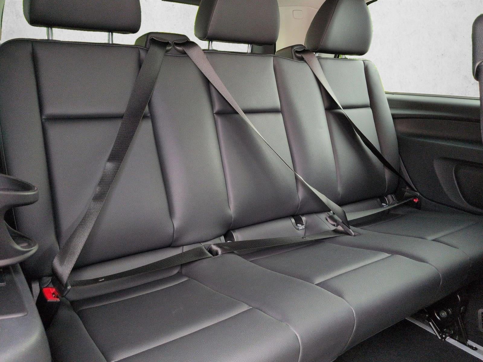 2023 Mercedes-Benz Metris Passenger Van Standard Roof 126" Wheelbase