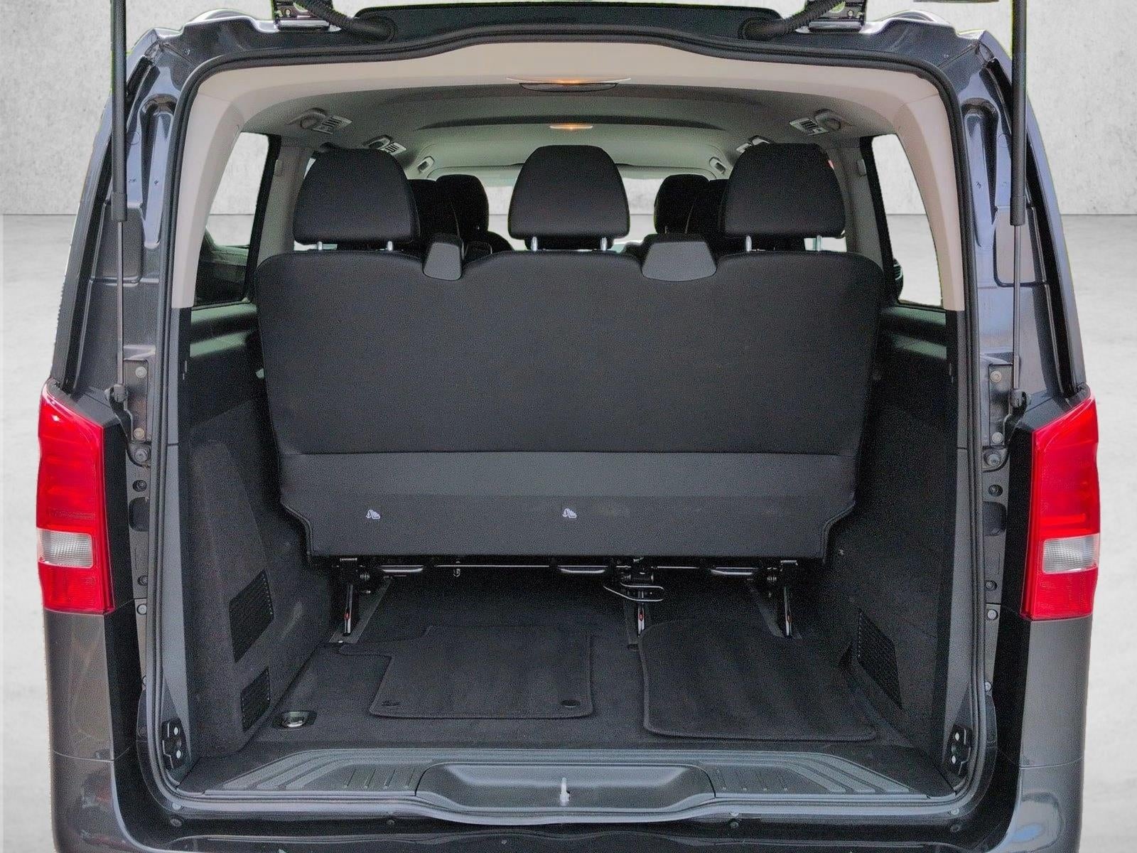 2023 Mercedes-Benz Metris Passenger Van Standard Roof 126" Wheelbase