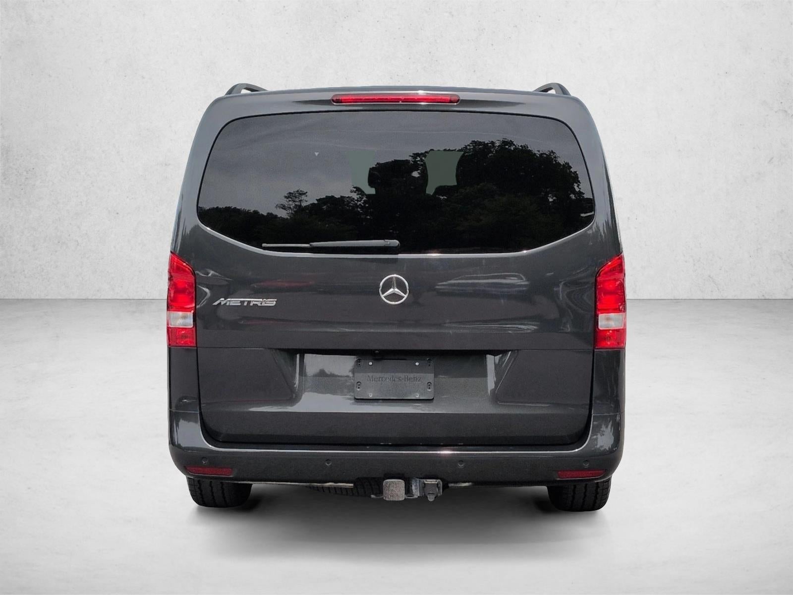 2023 Mercedes-Benz Metris Passenger Van Standard Roof 126" Wheelbase