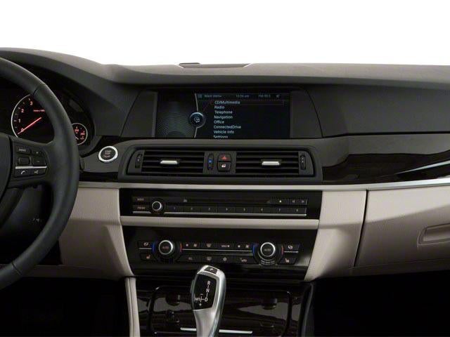 2011 BMW 550i Sedan