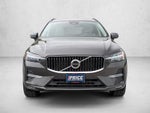 2022 Volvo XC60 B5 AWD Momentum