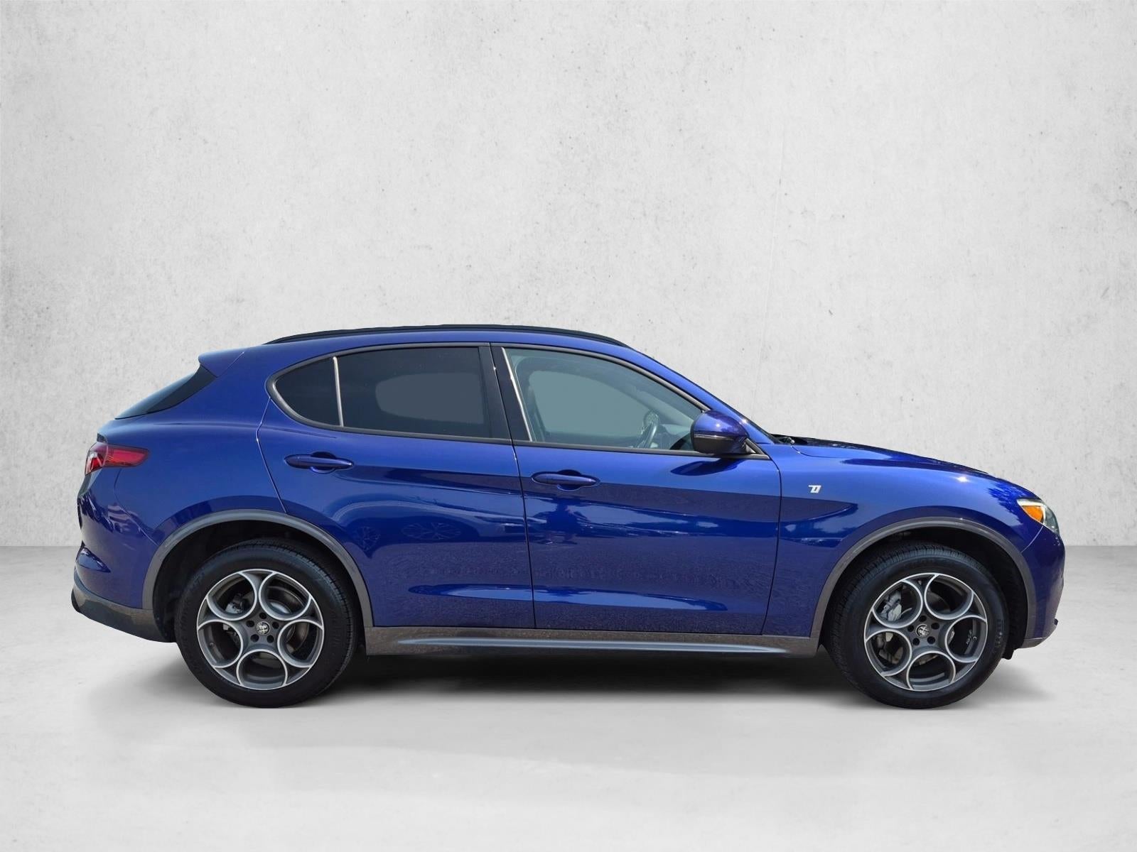 2022 Alfa Romeo Stelvio Ti AWD