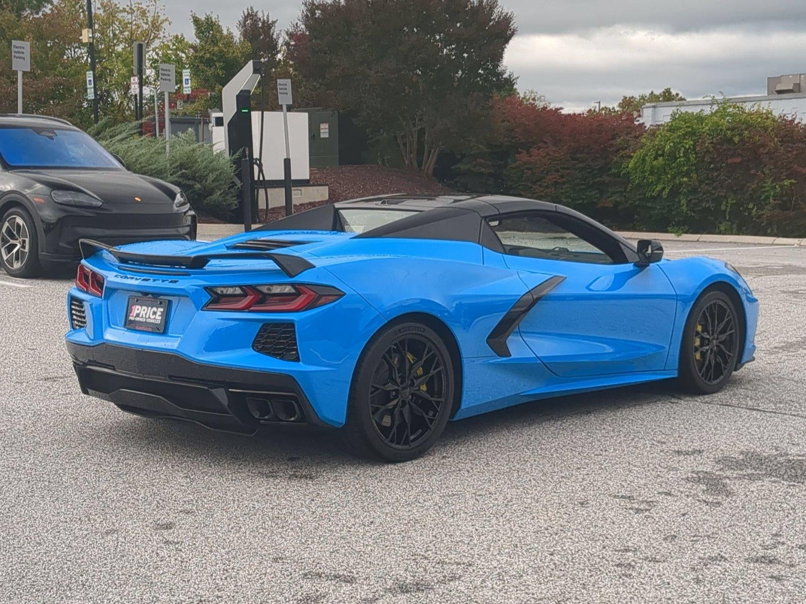 2024 Chevrolet Corvette Stingray Convertible 2LT