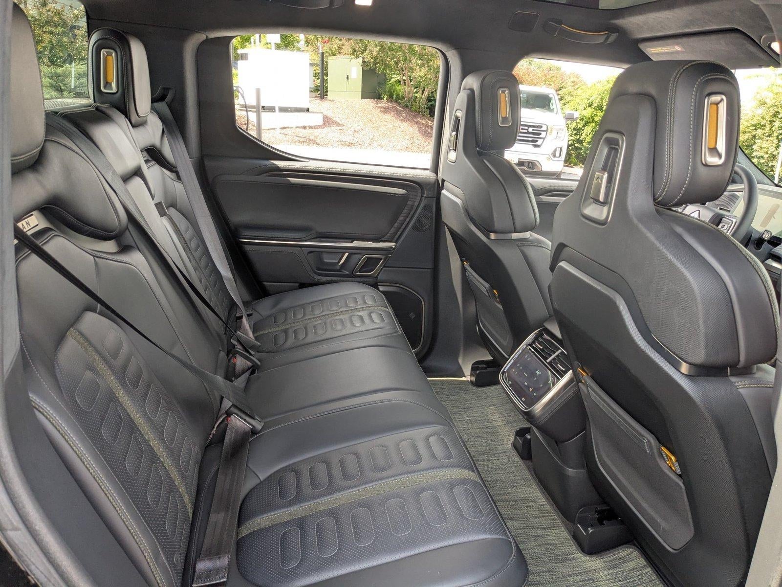 2023 Rivian R1T Adventure Dual-Motor Large Pack
