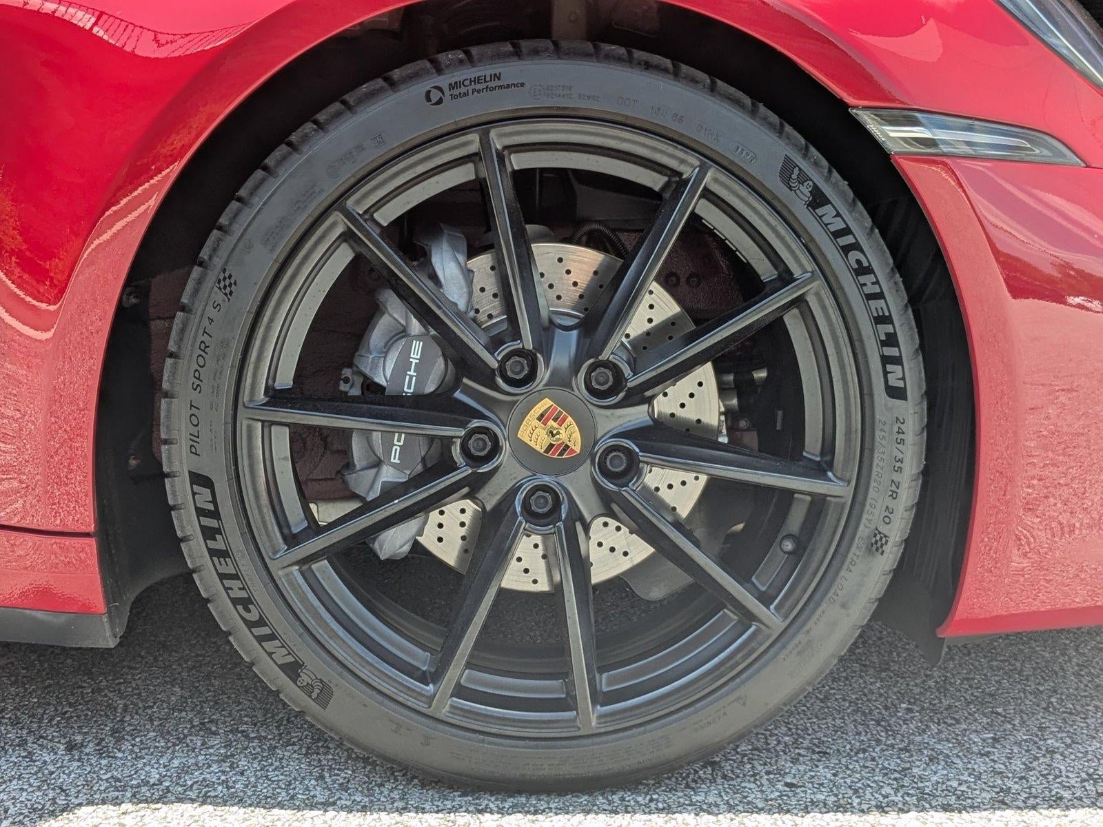 2020 Porsche 911 Carrera 4 Coupe