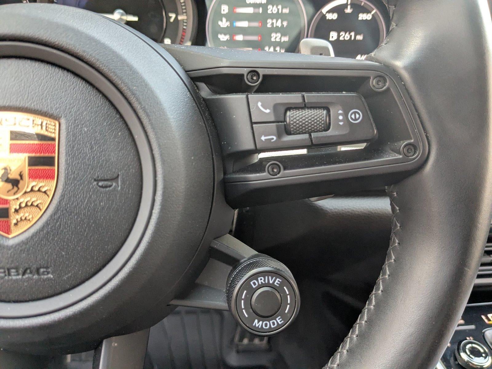 2020 Porsche 911 Carrera 4 Coupe