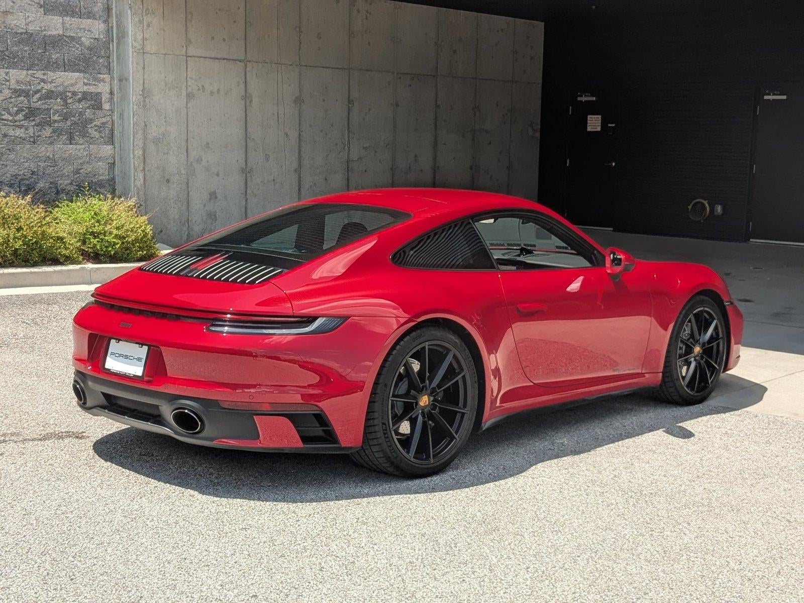 2020 Porsche 911 Carrera 4 Coupe