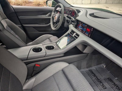 2025 Porsche Taycan RWD